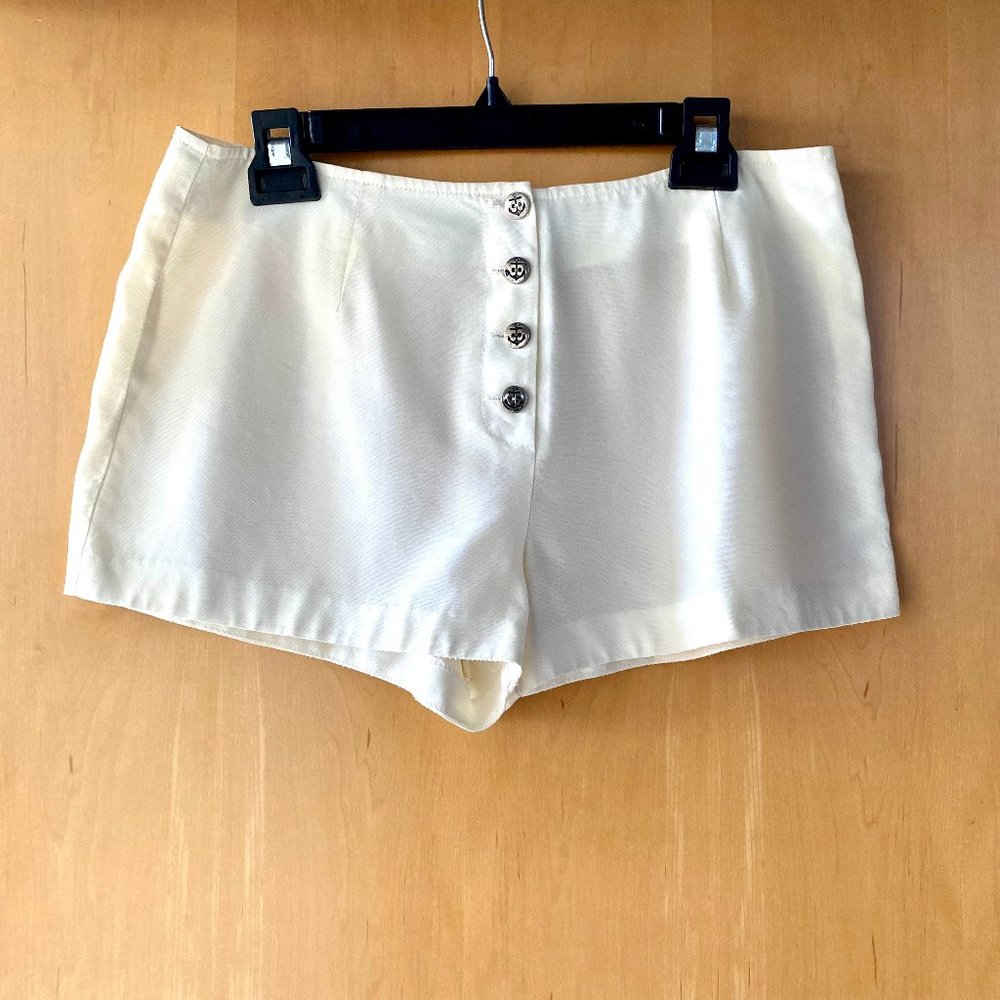 Adorable vintage shorts!